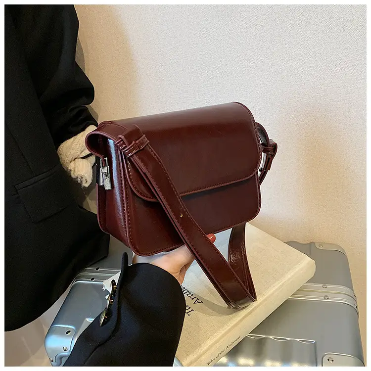 Stylish Black Square Crossbody Bag for Women — feature 41