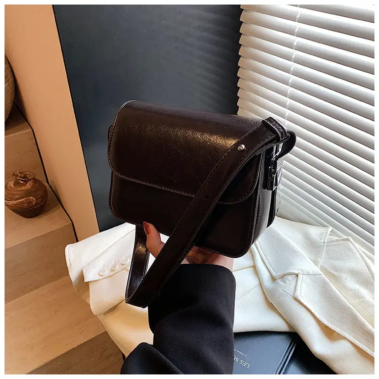 Stylish Black Square Crossbody Bag for Women — feature 45