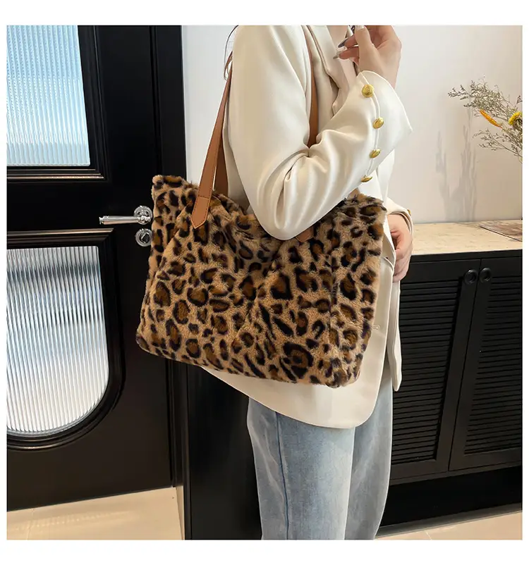 Leopard Print Plush Shoulder Bag Women Winter Commute — feature 13