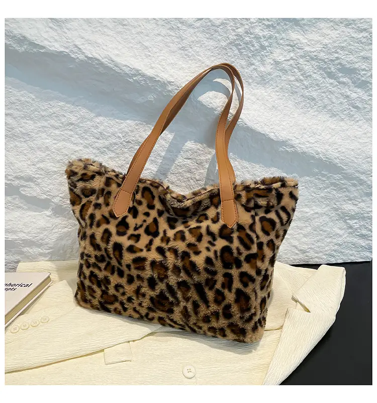 Leopard Print Plush Shoulder Bag Women Winter Commute - Image 2