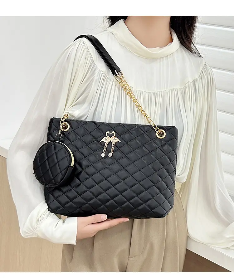 Black Diamond Quilted Women's Shoulder Bag with Chain Strap — feature 14