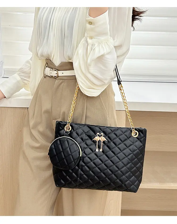 Black Diamond Quilted Women's Shoulder Bag with Chain Strap — feature 15