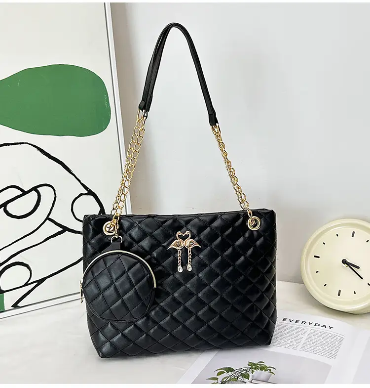 Black Diamond Quilted Women's Shoulder Bag with Chain Strap — feature 27