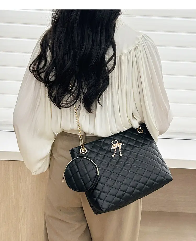 Black Diamond Quilted Women's Shoulder Bag with Chain Strap — feature 7
