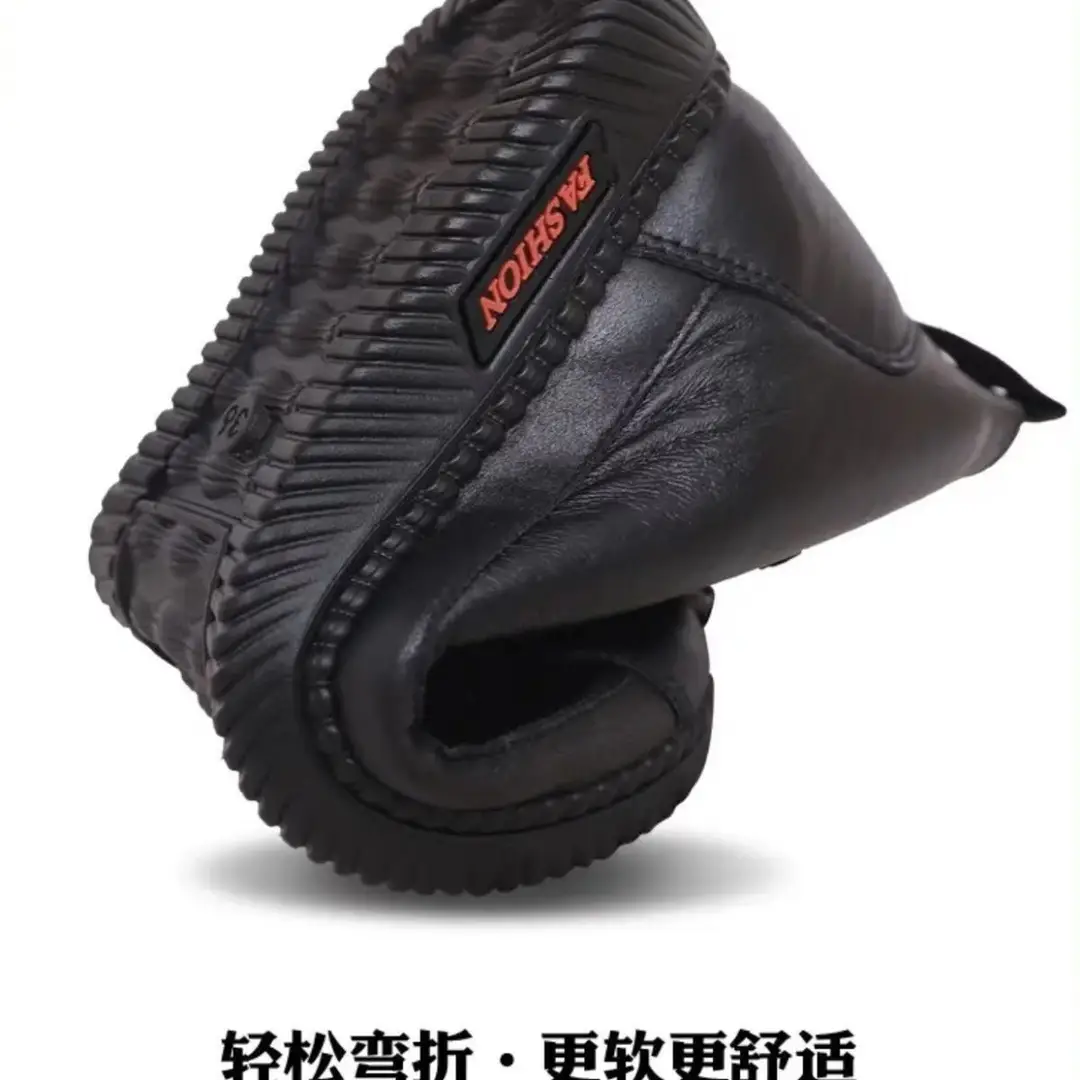 Winter High-grade Wool Old Beijing Cotton Boots Women's fleece-lined Thickened Middle-aged and Elderly Casual Cotton Shoes Cold-proof Warm Mother Shoes - Image 4