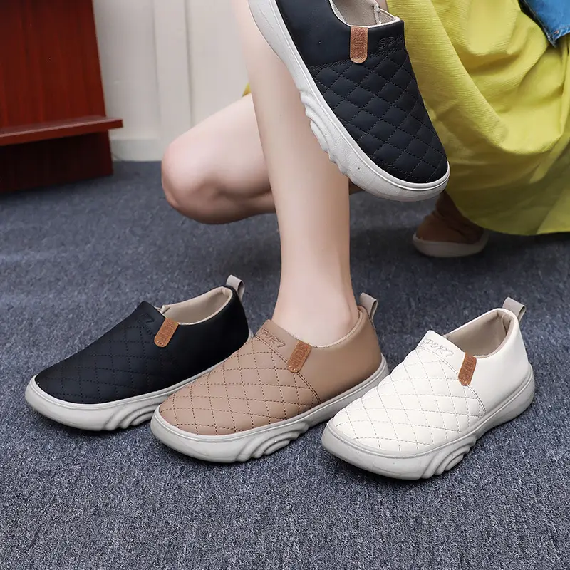 Old Beijing Cloth Shoes Women's Loafers Non-slip Thick-soled Moms Shoes Slip-on Soft-soled Bread Shoes Women's Fashion Bean Shoes - Image 7