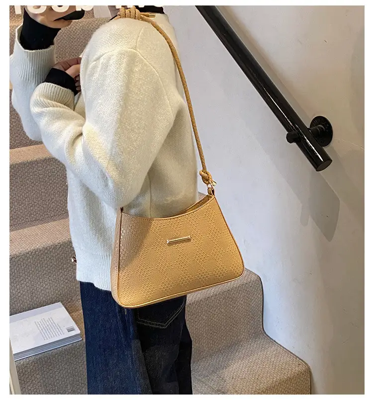Black Textured Crossbody Bag for Women 2024 — feature 1