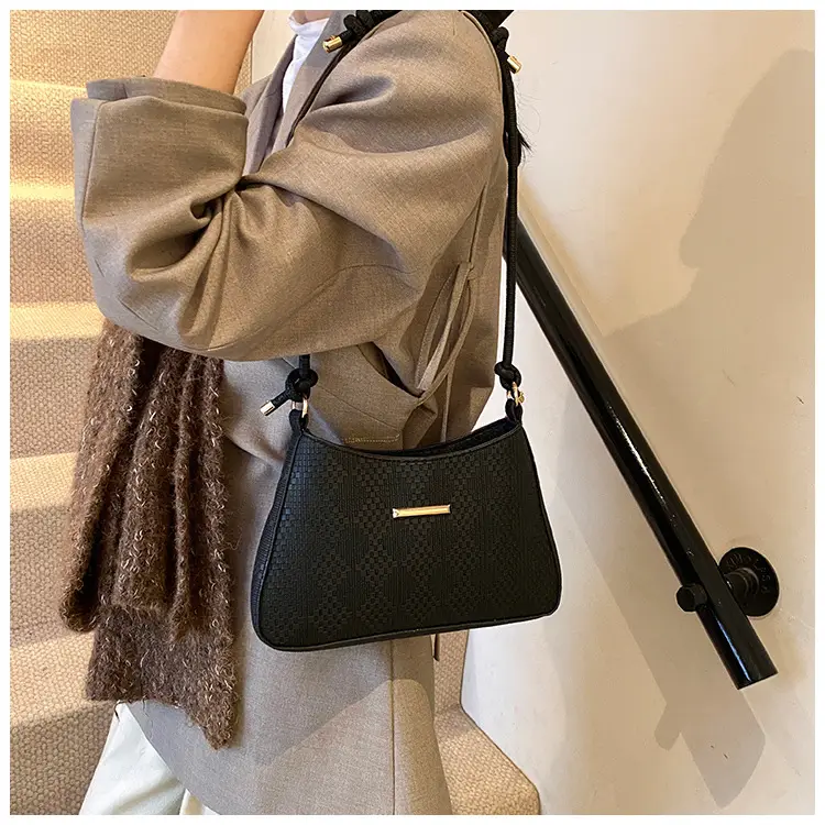 Black Textured Crossbody Bag for Women 2024 — feature 15