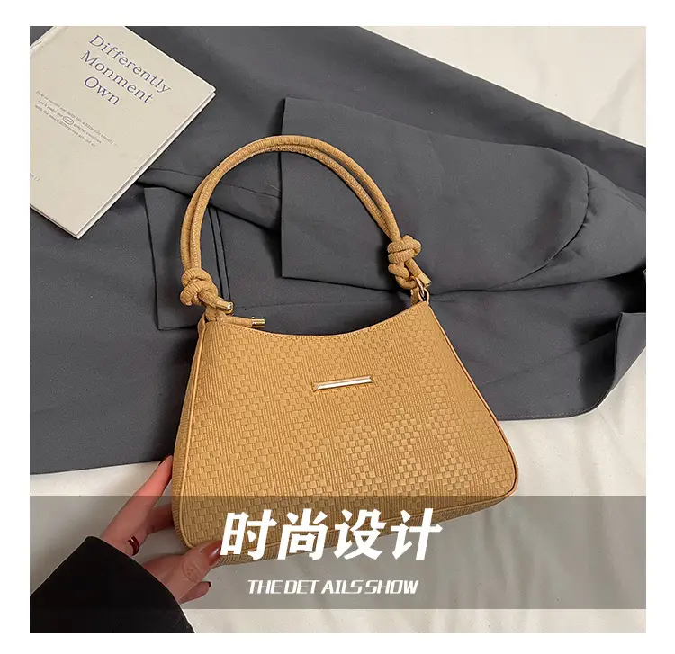 Black Textured Crossbody Bag for Women 2024 — feature 4