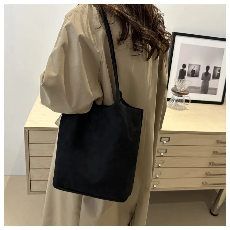 Women's Brown Bucket Bag & Zipper Pouch Set — feature 15