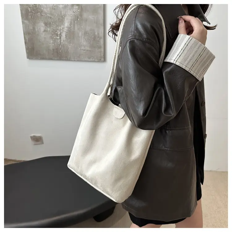 Women's Brown Bucket Bag & Zipper Pouch Set — feature 8