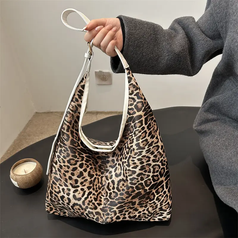Leopard Print Women's Shoulder Tote Bag 2024 Winter - Image 4