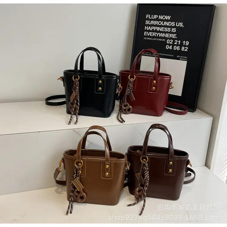 2026 Women's Square Brown Handbag with Chain Strap — feature 15
