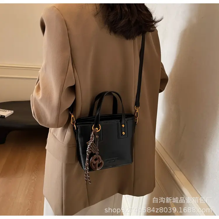 2026 Women's Square Brown Handbag with Chain Strap — feature 17
