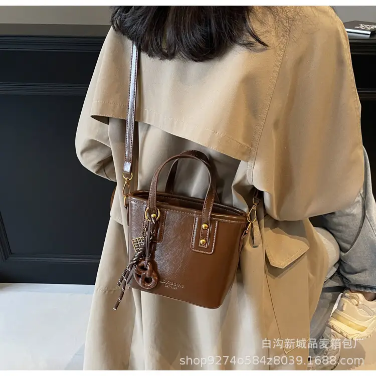 2026 Women's Square Brown Handbag with Chain Strap — feature 27