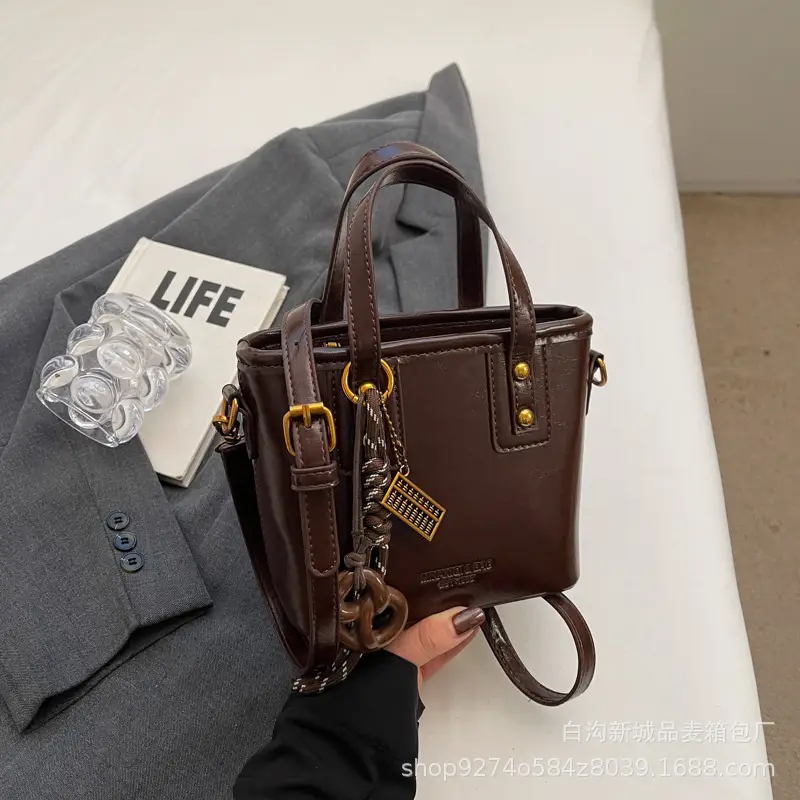 2026 Women's Square Brown Handbag with Chain Strap - Image 4