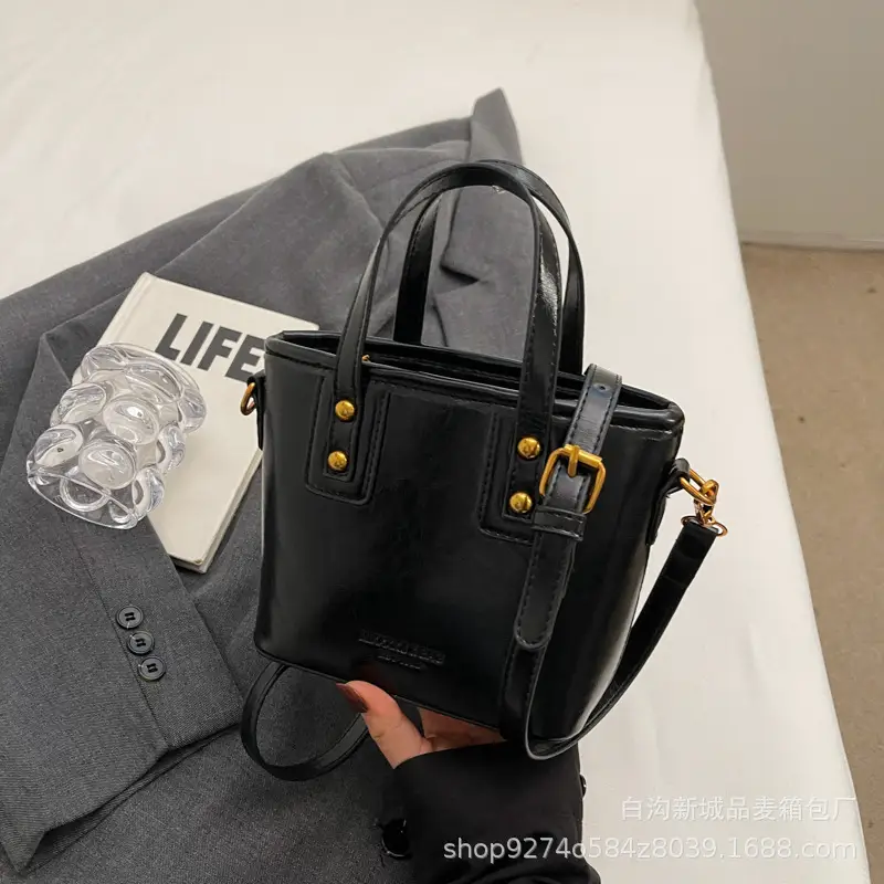 2026 Women's Square Brown Handbag with Chain Strap - Image 5