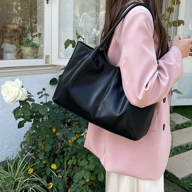 Black Large Capacity Tote Bag for Women 2025 - Image 5