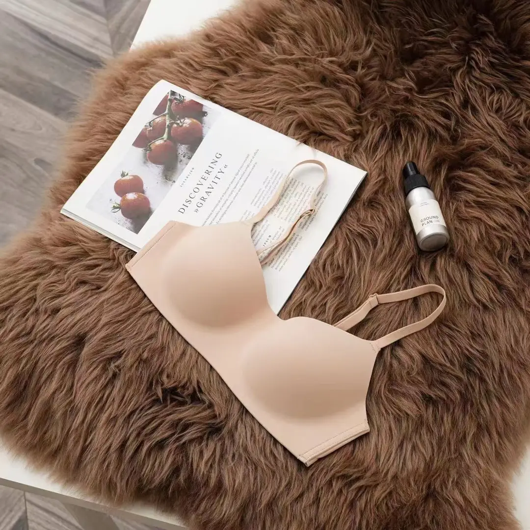 Thin Cup One-piece Non-marking Underwear Women's Small Chest Push-up Anti-sagging Non-rimless Comfortable Breathable Bra