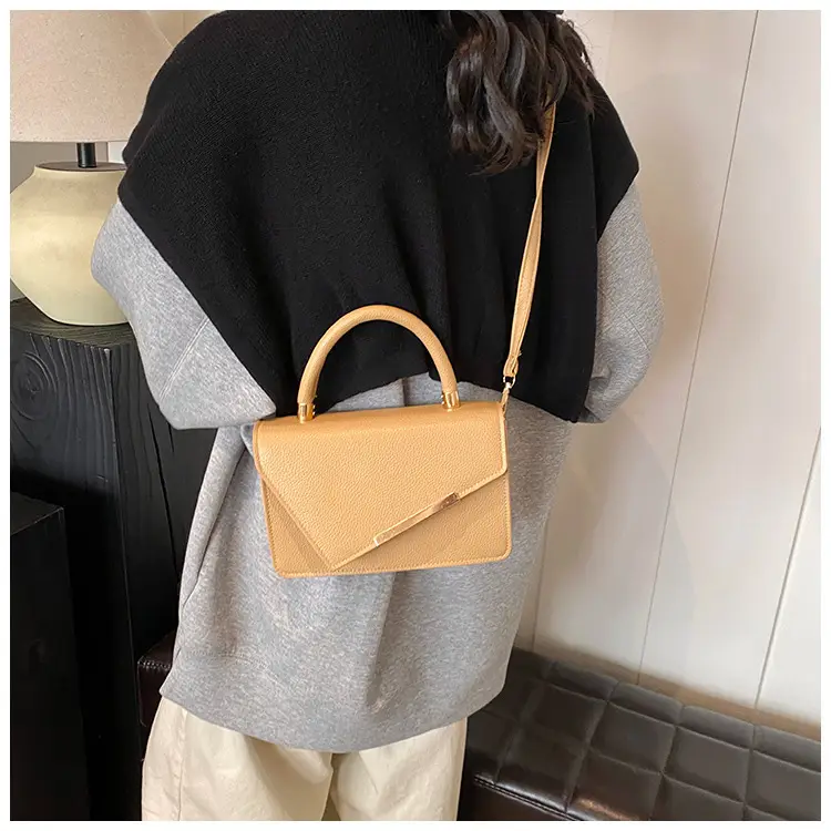 Small Square Bag Women 2025 Shoulder Crossbody Black — feature 13