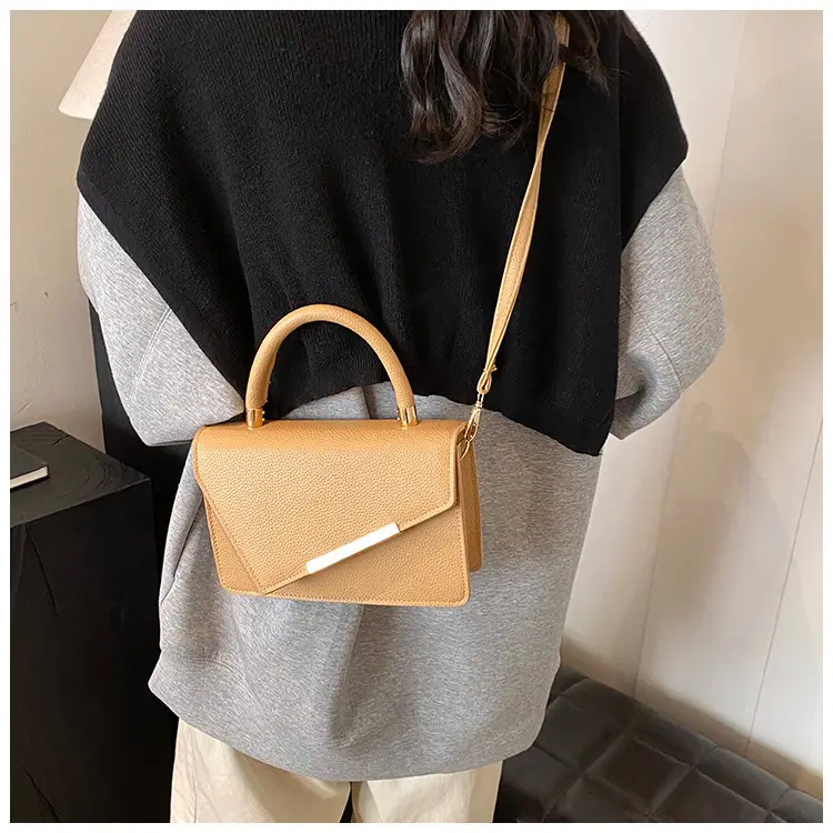 Small Square Bag Women 2025 Shoulder Crossbody Black — feature 14