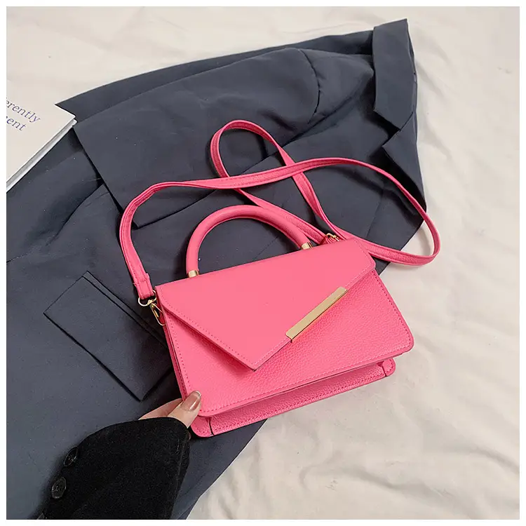 Small Square Bag Women 2025 Shoulder Crossbody Black — feature 18