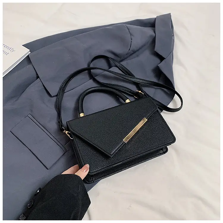 Small Square Bag Women 2025 Shoulder Crossbody Black — feature 20