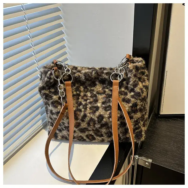 Women Leopard Print Shoulder Bag Large Capacity 2024 Winter — feature 10