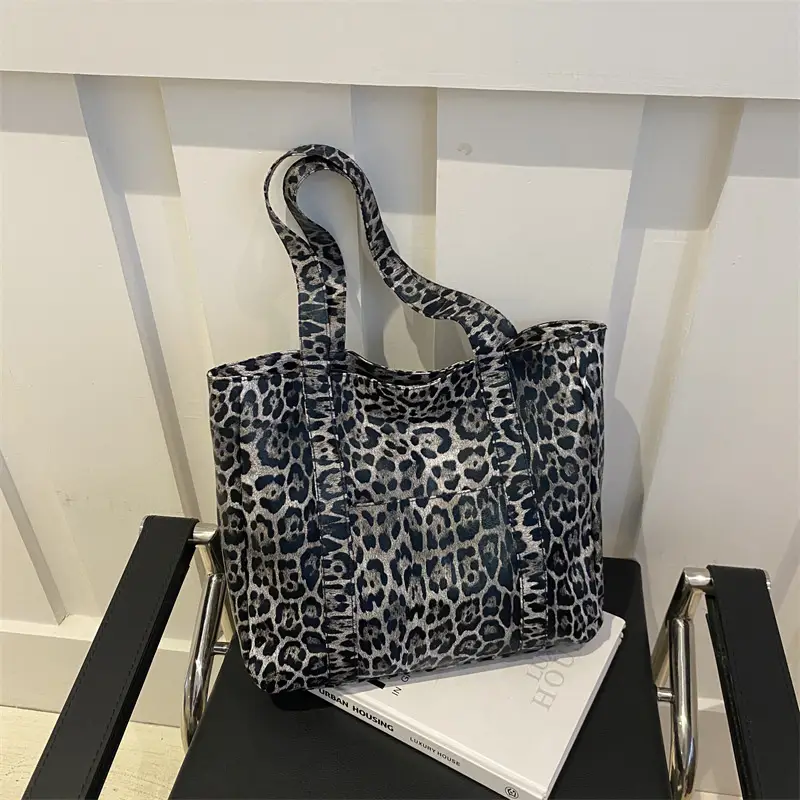 Leopard Print Women's Large Tote Bag with Handles