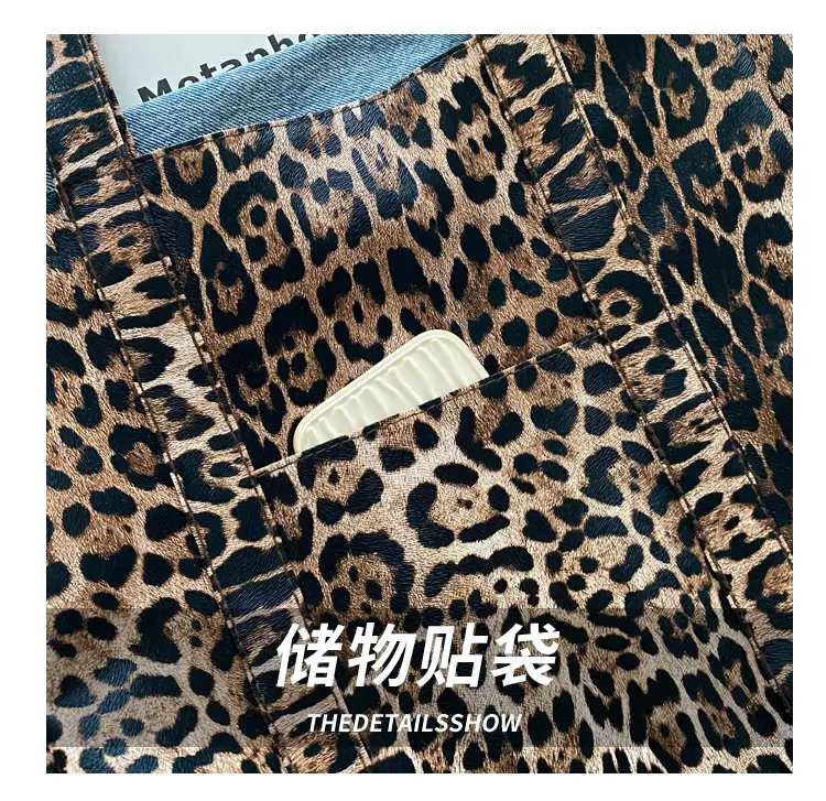 Leopard Print Women's Large Tote Bag with Handles — feature 5