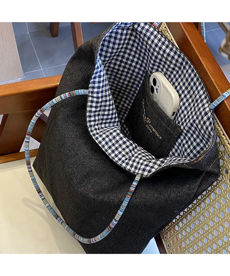 American Retro Denim Shoulder Bag Large Capacity Dual-Use Tote — feature 32
