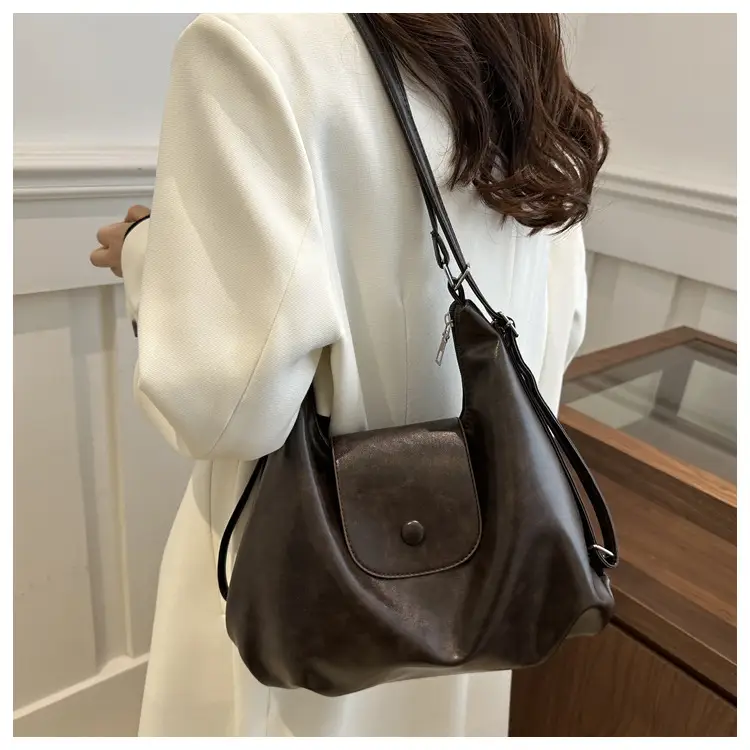 Retro Black Crossbody Bag with Doll Keychain 2024 — feature 19