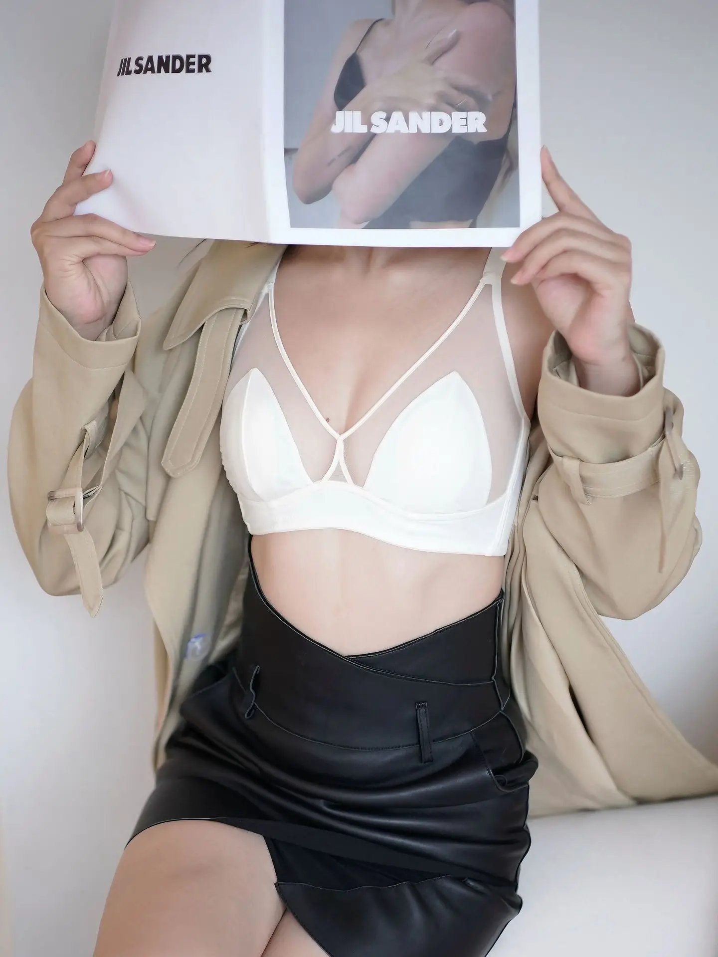 Women's Ultra-Thin French Underwear Big Chest Small — feature 11
