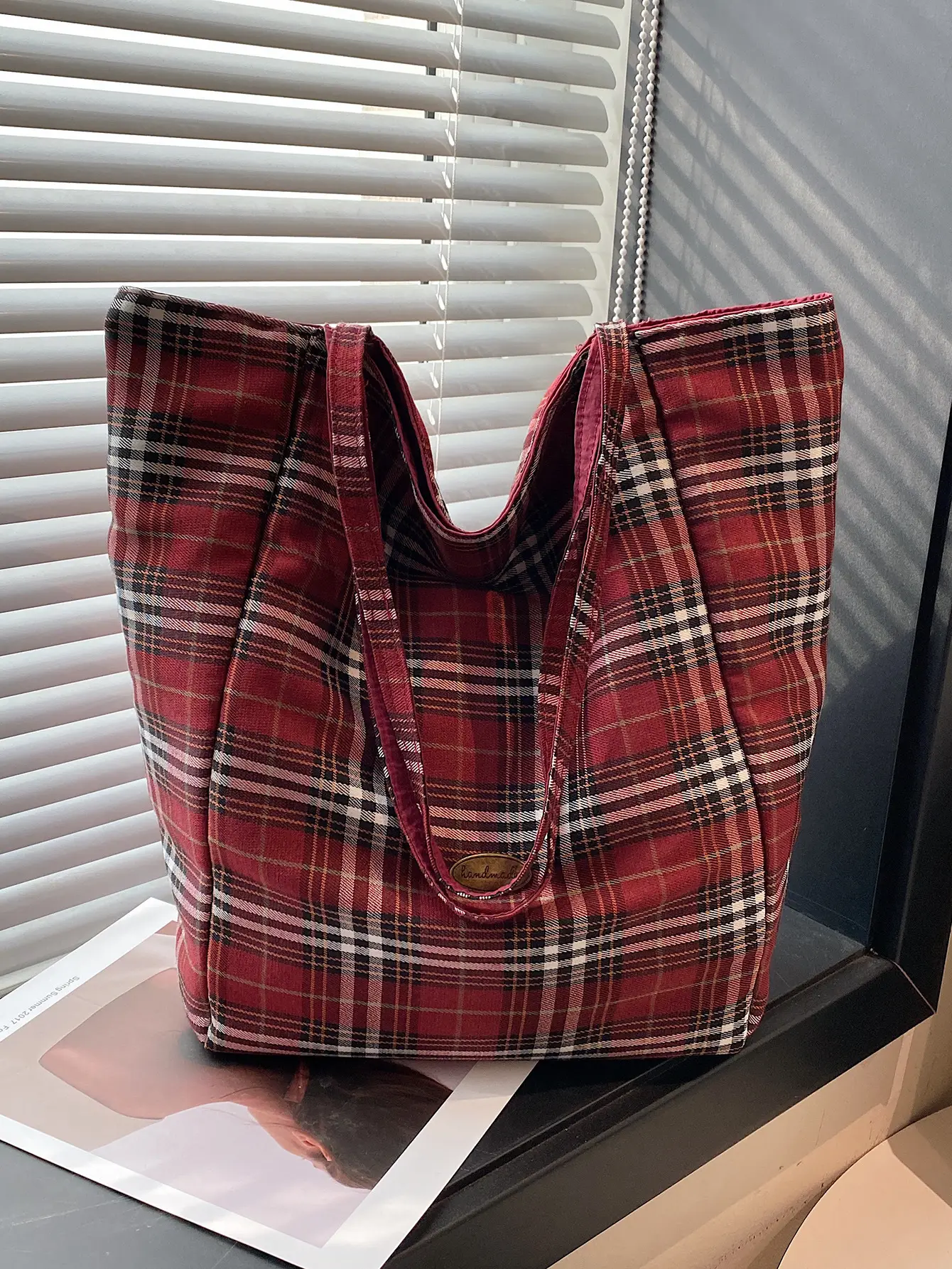 Double-sided British Plaid Shoulder Bag 2024 Autumn Vintage Large Capacity Tote Bag Women - Image 5