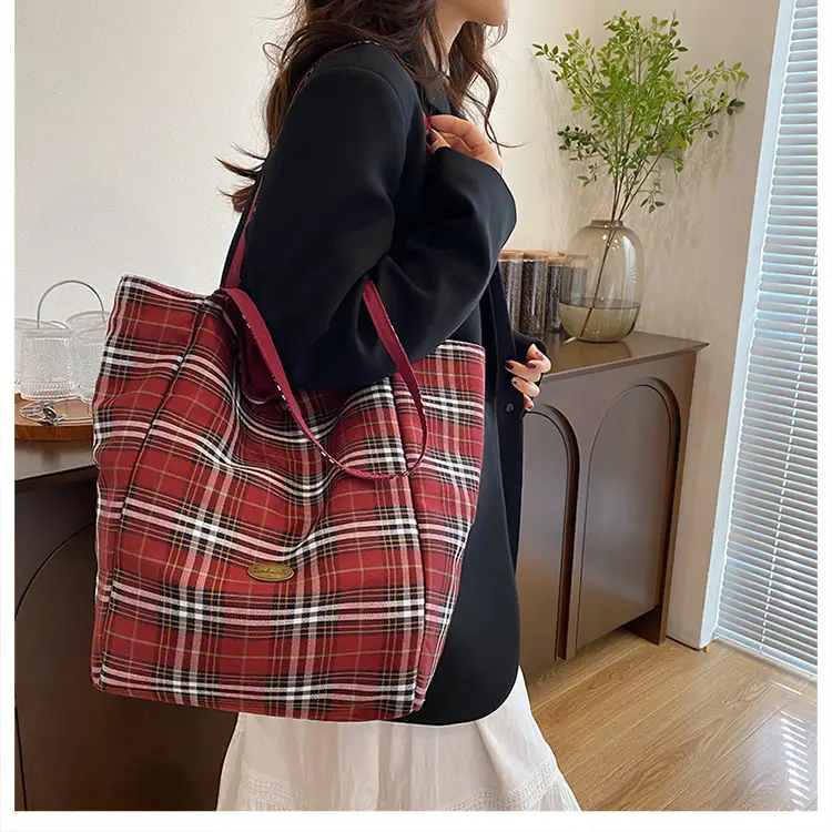 Double-sided British Plaid Shoulder Bag 2024 Autumn Vintage Large Capacity Tote Bag Women — feature 10