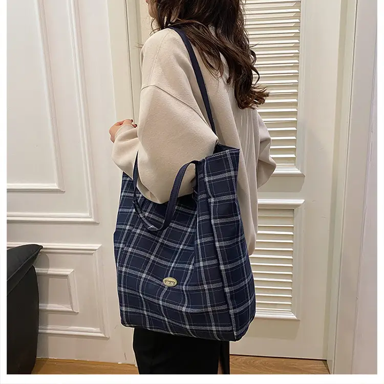 Double-sided British Plaid Shoulder Bag 2024 Autumn Vintage Large Capacity Tote Bag Women — feature 14