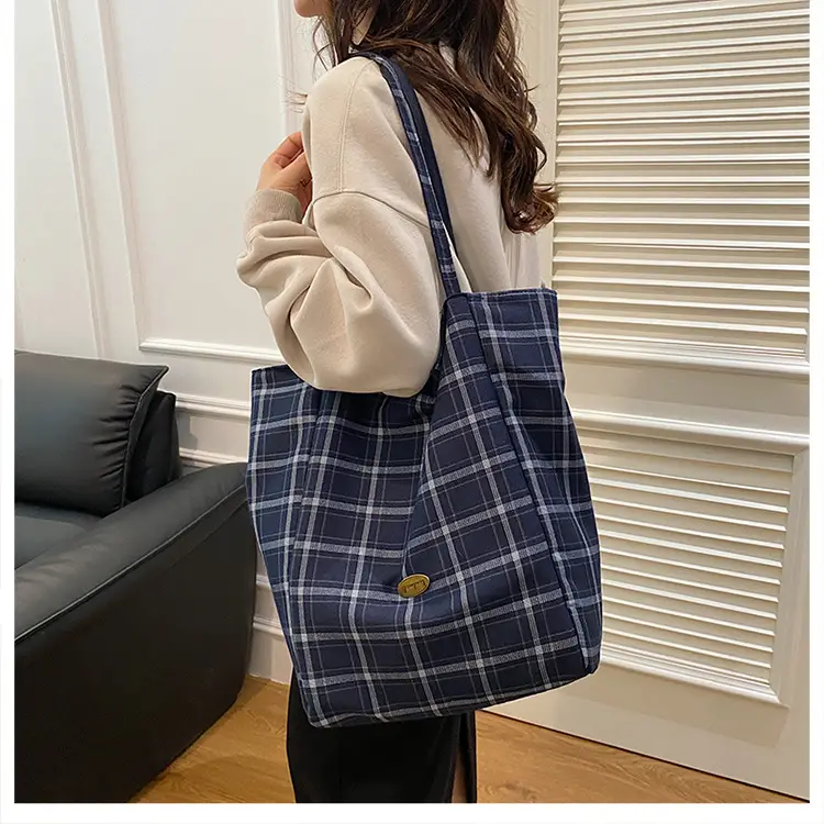 Double-sided British Plaid Shoulder Bag 2024 Autumn Vintage Large Capacity Tote Bag Women — feature 15