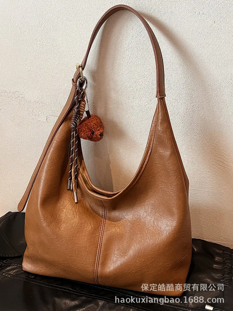 Women's Brown Leather Tote Bag Large Capacity Retro Design - Image 10