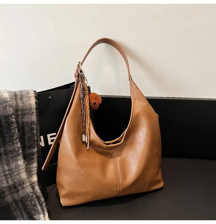 Women's Brown Leather Tote Bag Large Capacity Retro Design — feature 16