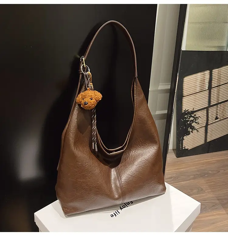 Women's Brown Leather Tote Bag Large Capacity Retro Design — feature 19