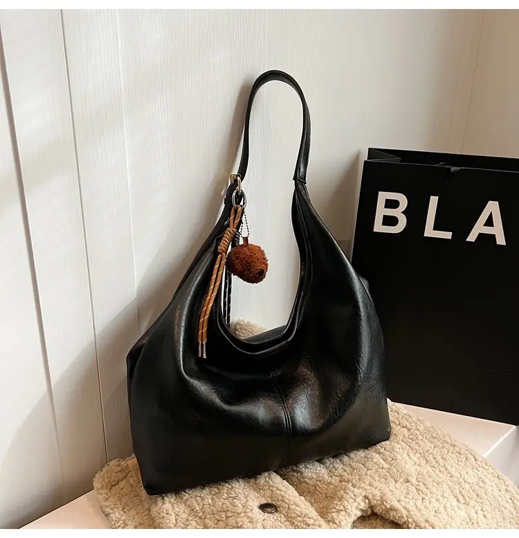 Women's Brown Leather Tote Bag Large Capacity Retro Design — feature 21