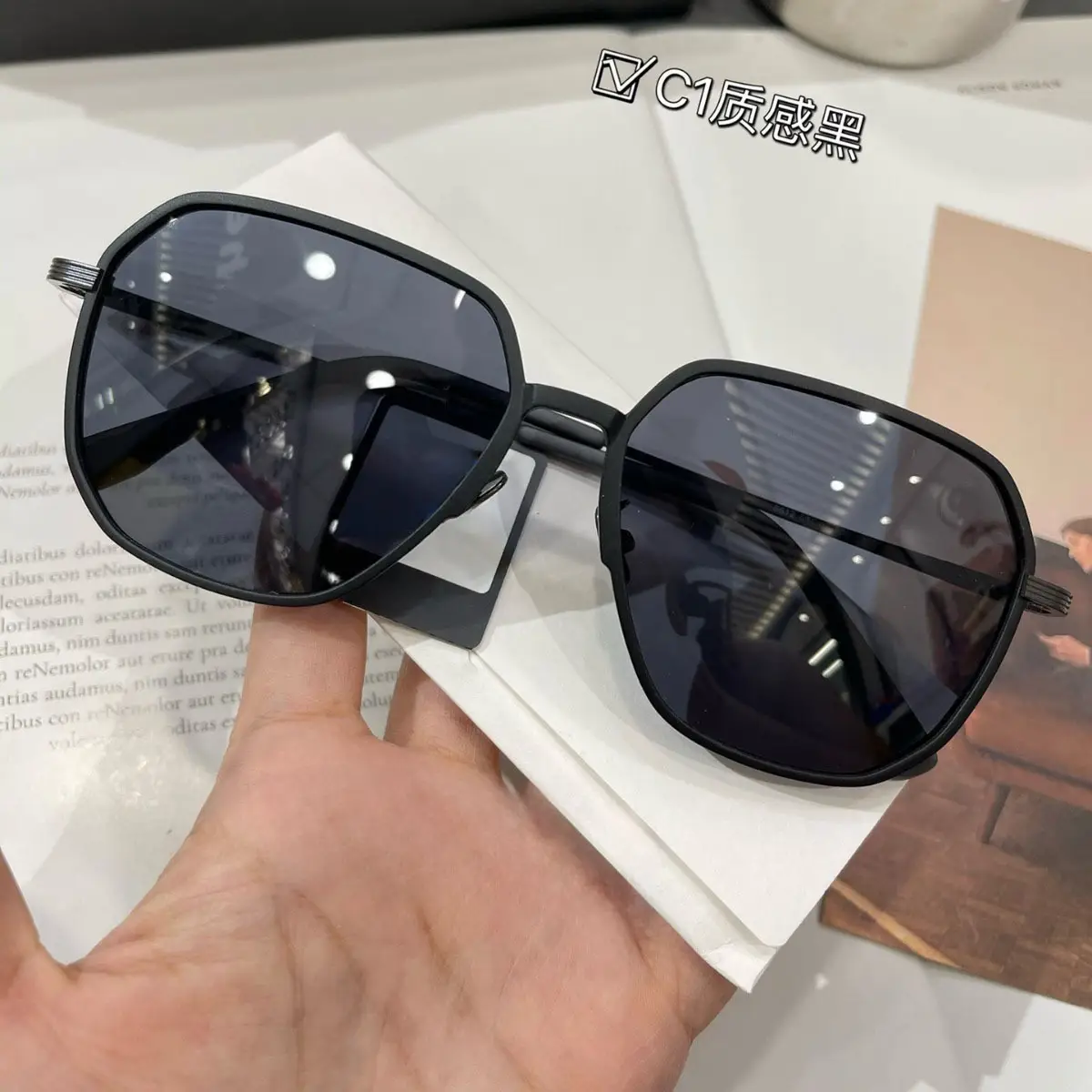 Europe Retro Large Frame Sunglasses UV Protection - Image 4
