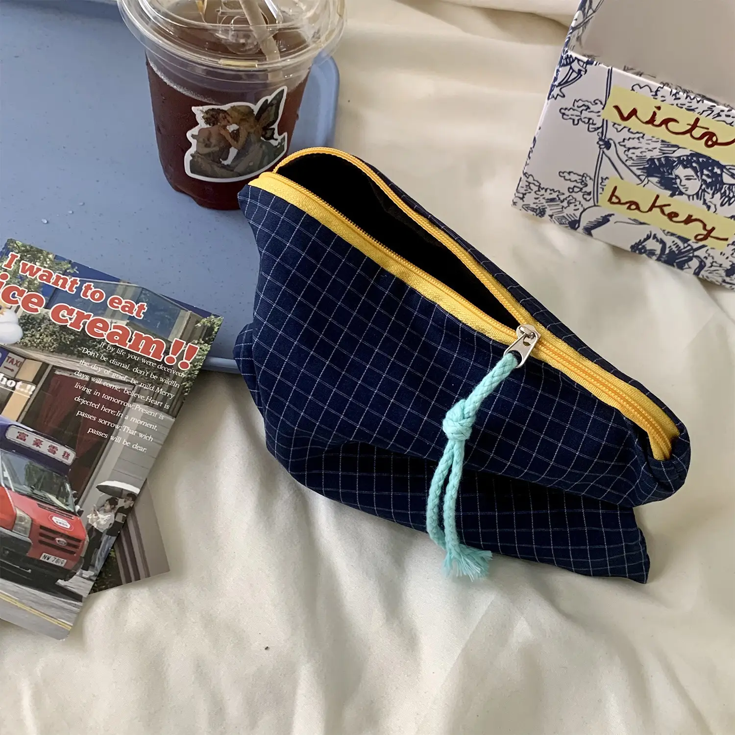 Women's Plaid Cosmetic Bag Large Capacity Portable Travel Bag