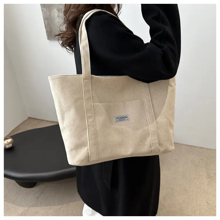 Fashion Fleece Large Capacity Grey Tote Bag — feature 10