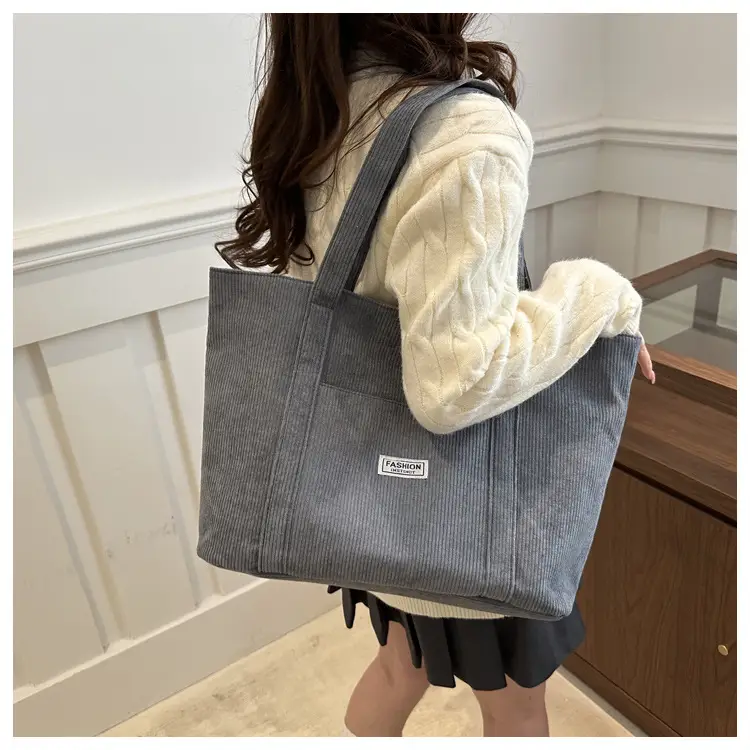 Fashion Fleece Large Capacity Grey Tote Bag — feature 18