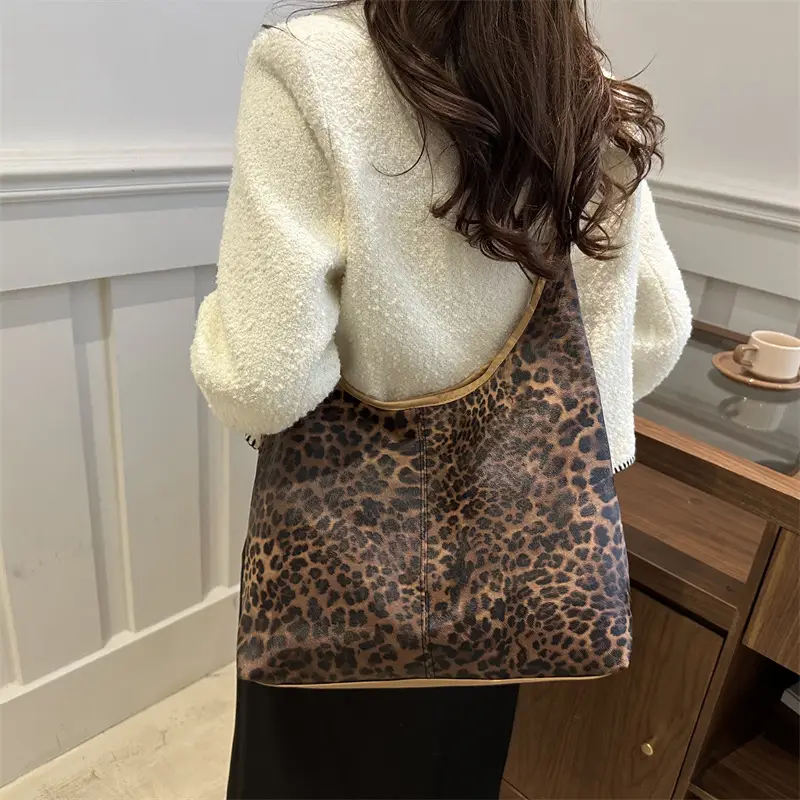 Leopard Print Large Shoulder Bag Women 2024 Winter - Image 5