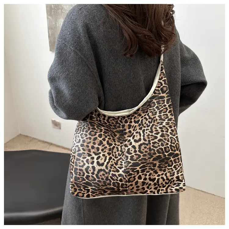 Leopard Print Large Shoulder Bag Women 2024 Winter — feature 17