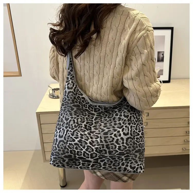 Leopard Print Large Shoulder Bag Women 2024 Winter — feature 29