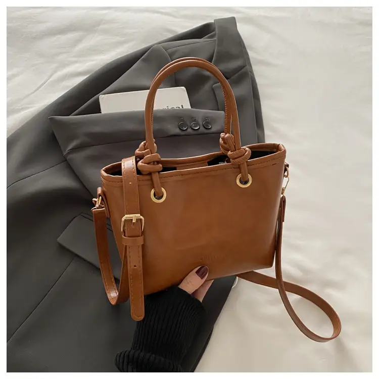 Brown Korean Style Crossbody Bag for Women - Image 4