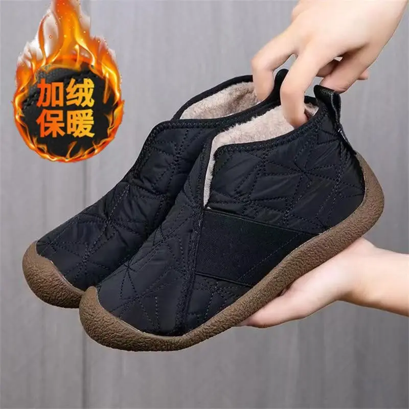 2025 New Autumn and Winter Aerospace Fabric Wool Slip-On Snow Boots Low Heel Comfortable Non-Slip Lightweight Women's Cotton Shoes - Image 4